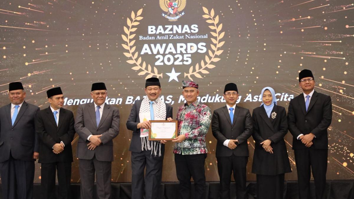 Wali Kota Tarakan Khairul Terima BAZNAS Awards 2025 sebagai Kepala Daerah Pendukung Gerakan Zakat