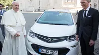 Paus Fransiscus Dapat Opel Listrik Untuk Popemobile Baru (Foto:Carscoop)