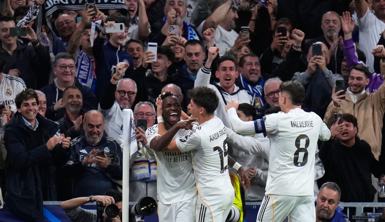 Kemenangan tersebut membuat Real Madrid lolos ke babak 16 besar Liga Champions. Skuad asuhan Alvaro Arbeloa menang dengan agregat 3-1. (AP Photo/Manu Fernandez)
