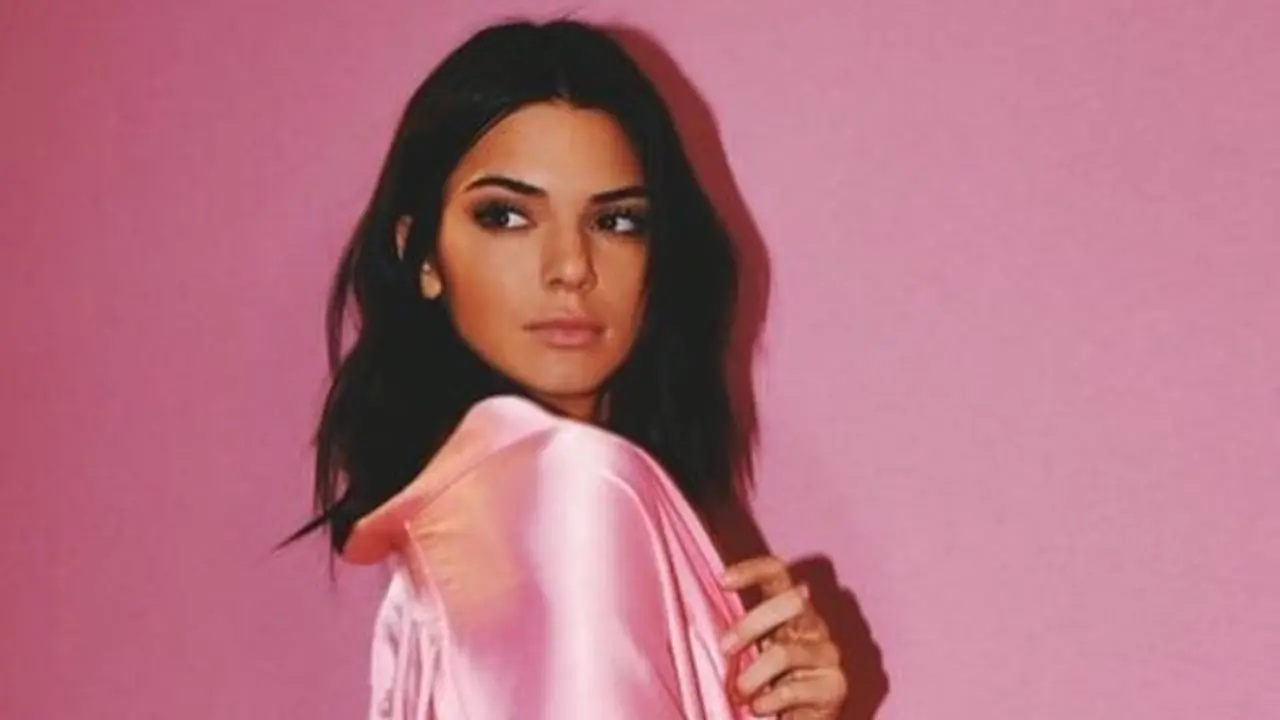 [Bintang] Kendall Jenner