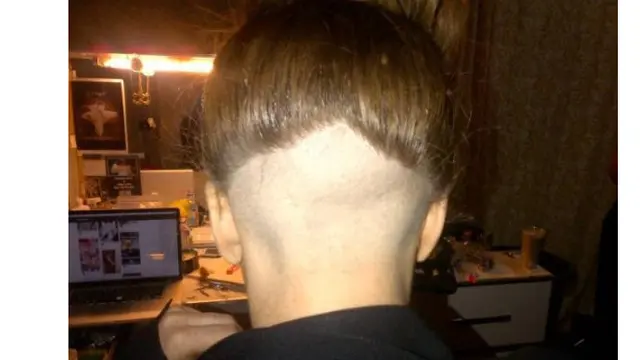 Potongan Rambut Terburuk Selebriti