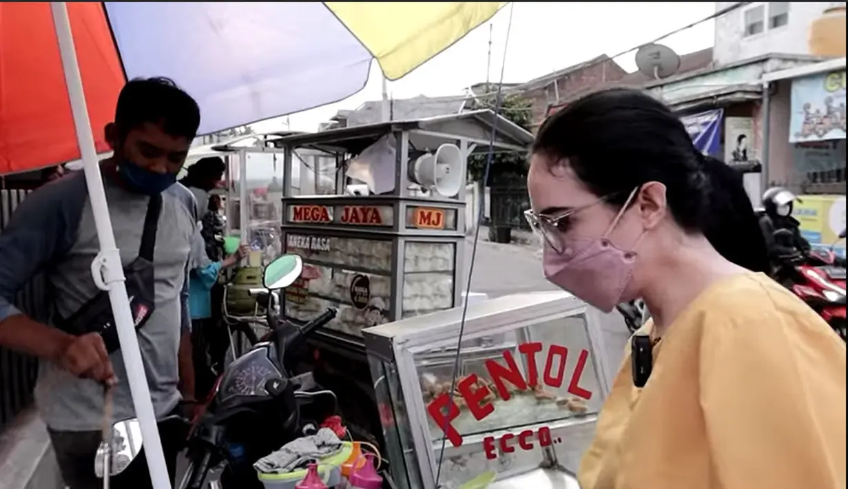 <p>Arumi Bachsin (Youtube/Arumi Bachsin)</p>