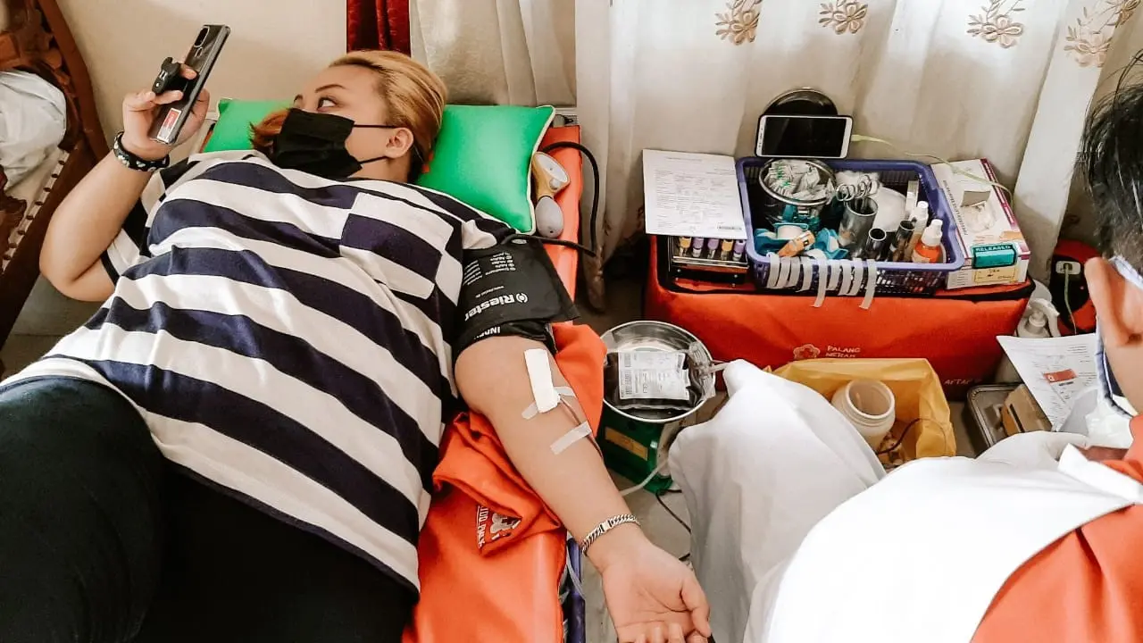 Aksi Donor Darah di Rumah.