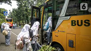 Layanan Gratis Kembali, Cara Naik dan 50 Rute Bus Sekolah Jakarta