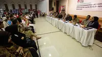 KPU Buka Layanan Aduan DPS Pilkada via Whatsapp, Efektifkah?