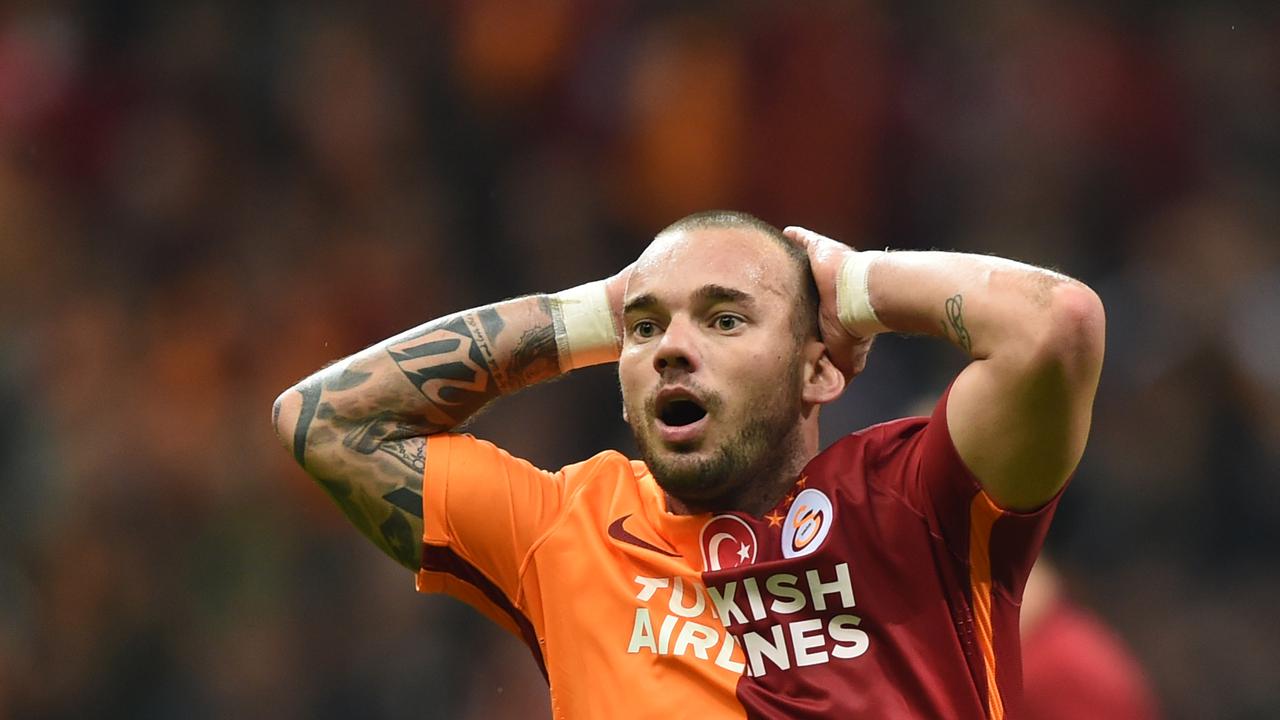 Juventus Lanjutkan Perburuan Sneijder