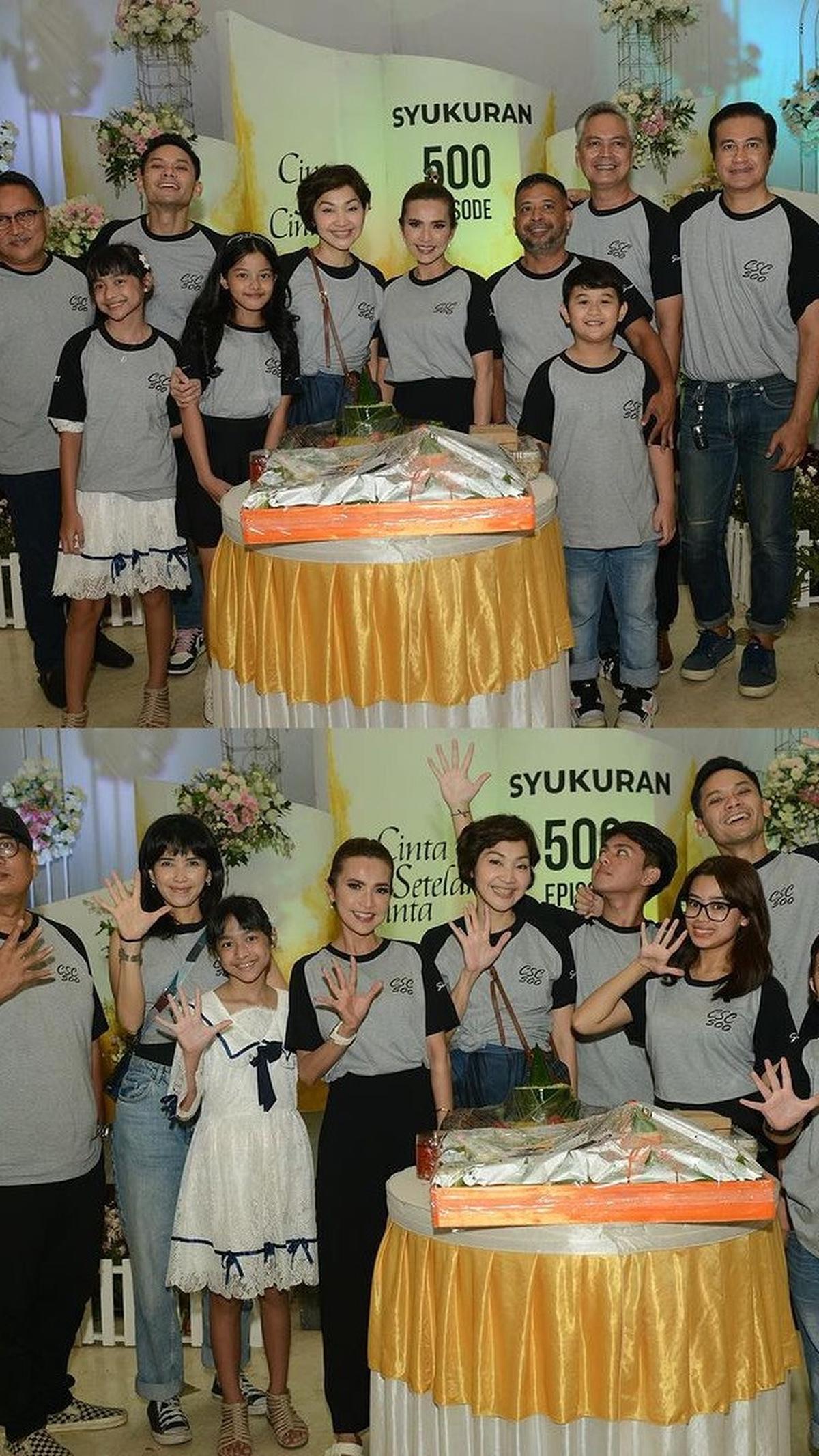 Ini potret acara syukuran 500 episode sinetron Cinta Setelah Cinta. Terlihat para pemain sinetron ini kompak mengenakan kaus yang sama.