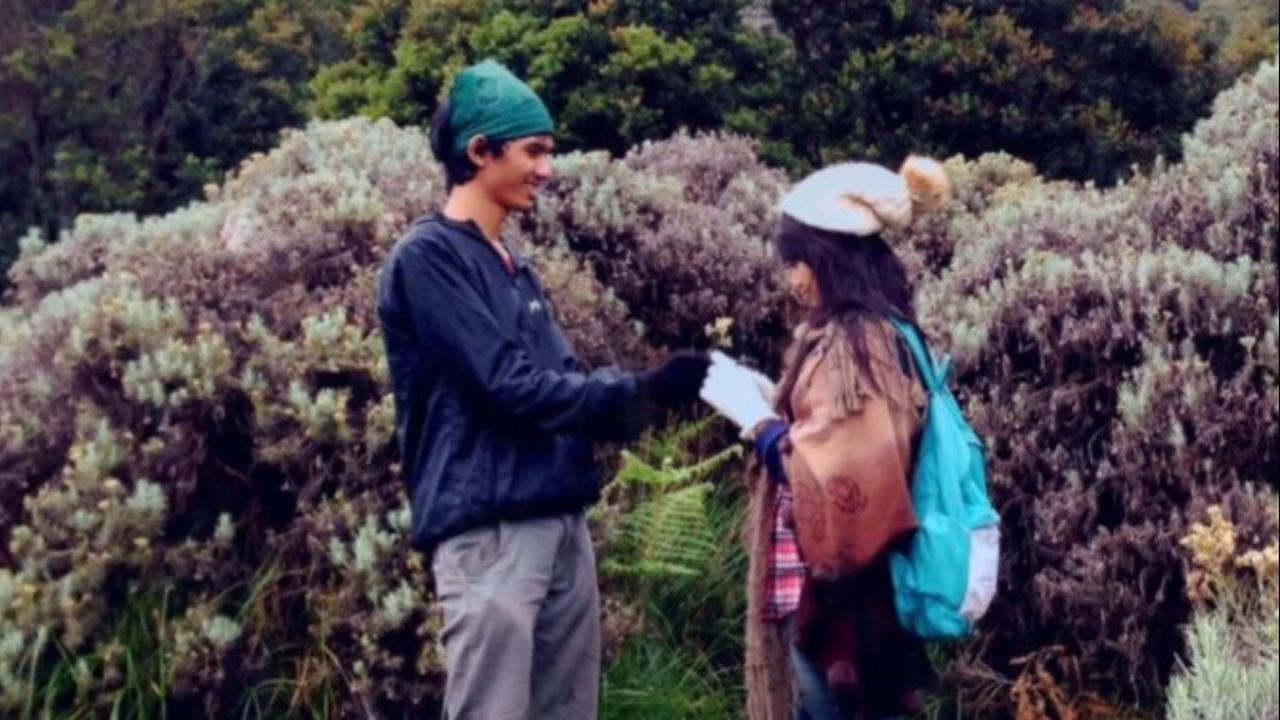 Hobi Traveling Sejak Pacaran
