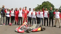 Pembalap Formula 2 asal Indonesia, Sean Gelael berbagi tips mengendarai mobil dengan kecepatan tinggi (Foto: Istimewa)