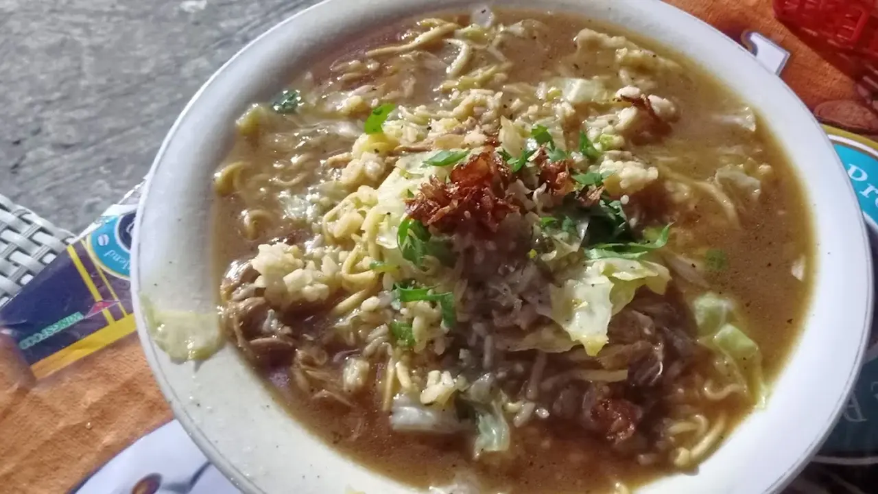 Bakmi & Sego Godog Pak Naryo Rindam