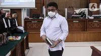 Ferdy Sambo usai menjalani sidang lanjutan  pembacaan tuntutan oleh Jaksa Penuntut Umum kasus pembunuhan berencana terhadap Brigadir Nopriansyah Yosua Hutabarat di Pengadilan Negeri Jakarta Selatan, Jakarta, Selasa (17/1/2023). Sambo juga diyakini melanggar pasal 49 juncto pasal 33 Undang-Undang No 19 Tahun 2016 tentang Perubahan atas Undang-Undang Nomor 11 Tahun 2008 tentang Informasi dan Transaksi Elektronik juncto pasal 55 ayat 1 ke-1 KUHP. (Liputan6.com/JohanTallo)