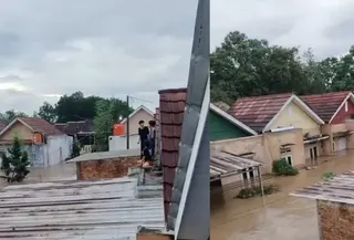 Evakuasi Warga Terjebak Banjir di Lampung (Istimewa)