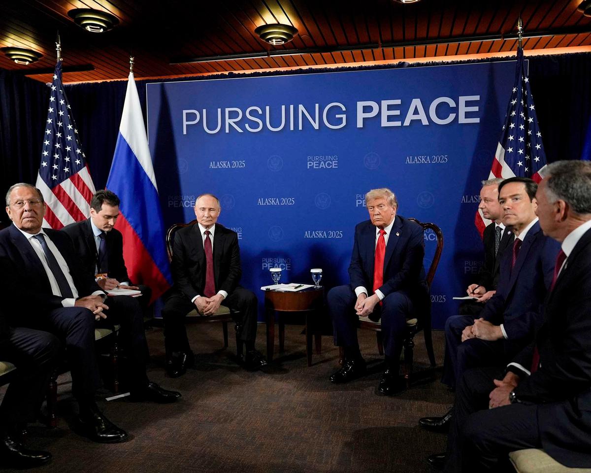 FOTO: Pertemuan Trump–Putin di Alaska Tanpa Kesepakatan Soal Ukraina