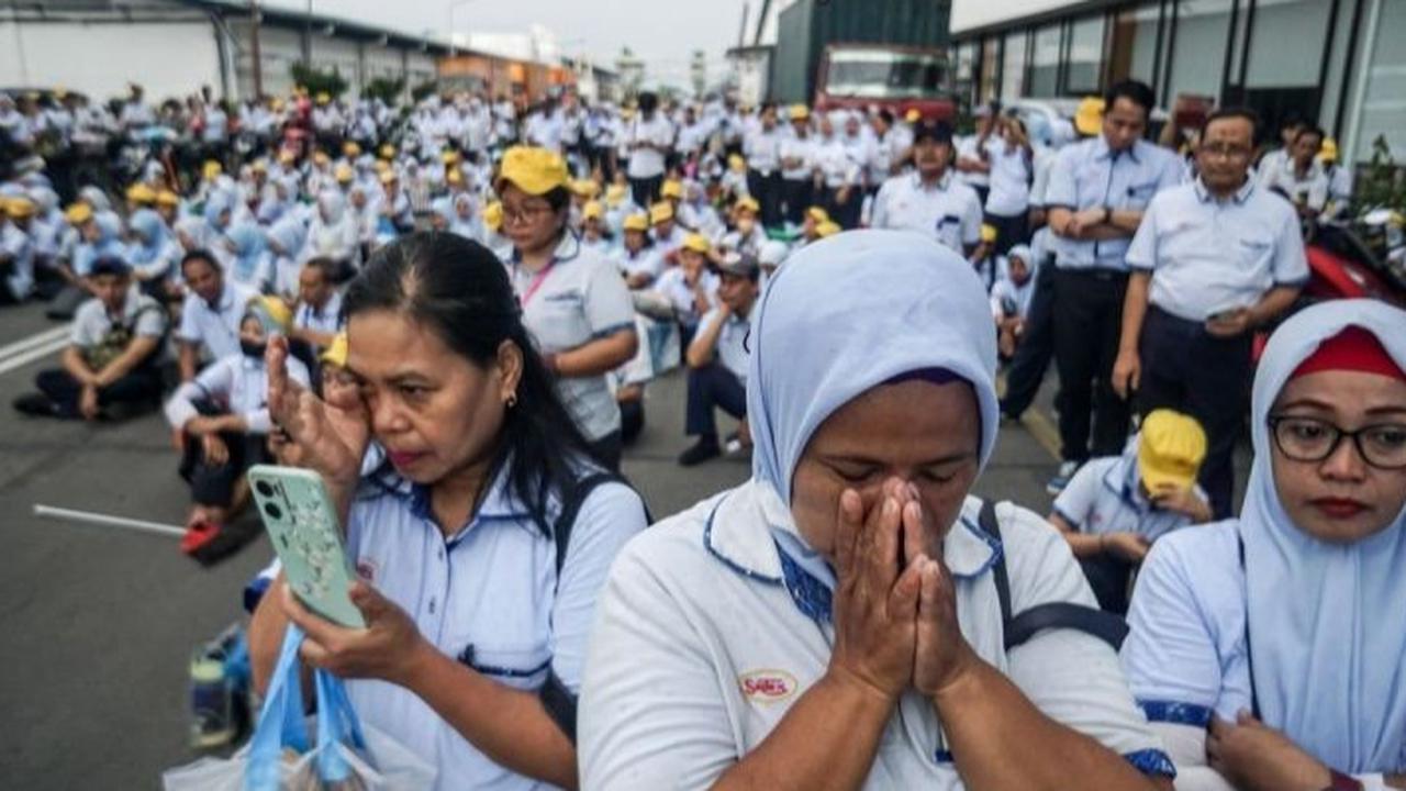 Ironi Buruh dalam Bayang-Bayang Ekonomi Kelam dan PHK Massal