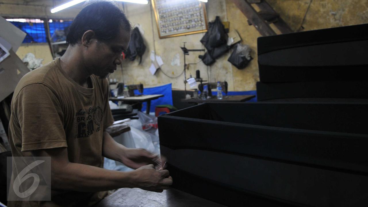 20160311-Menteri Koperasi dan UKM Targetkan Penyaluran KUR Rp 100 Triliun