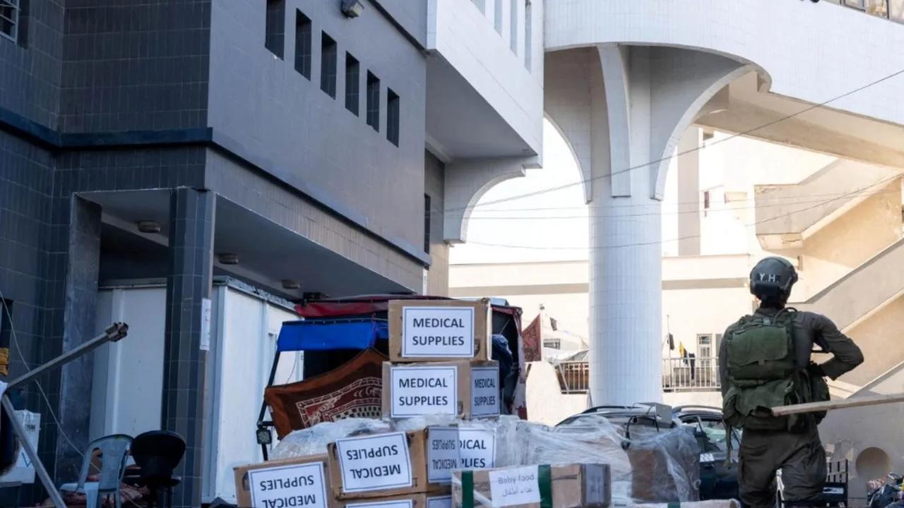 Produk-produk ekspor Indonesia ke Palestina meliputi ekstrak, esens, dan konsentrat kopi, teh, pasta, roti, pastri, kue, biskuit, dan peralatan toko roti, piring, alas, dan perkakas dari karet vulkanisir, arang kayu.&nbsp;