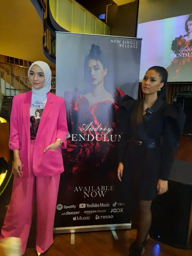 Audrey dalam konferensi pers peluncuran single "Pendulum" di Jakarta, 21 Oktober 2022.