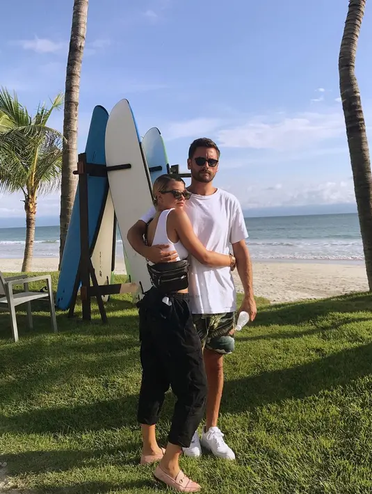 Dilansir dari HollywoodLife, Sofia pun langsung memutuskan hubungan mereka. (instagram/sofiarichie)