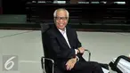 Terdakwa OC Kaligis jelang  menjalani sidang agenda pembacaan dakwaan di Pengadilan Tipikor, Jakarta, Senin (31/8/2015). OC Kaligis didakwa dengan dugaan memberikan uang kepada 3 hakim dan panitera PTUN Medan. (Liputan6.com/Herman Zakharia)