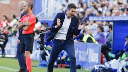 Ekspresi pelatih Deportivo Alaves, Mauricio Pellegrino saat melawan Real Madird pada lanjutan La Liga Spanyol di Mendizorroza stadium, Vitoria, (29/10/2016).  (EPA/David Aguilar)