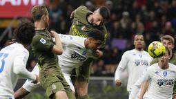 Milan sempat mencetak gol di menit ke-89 melalui Olivier Giroud. (AP Photo/Luca Bruno)