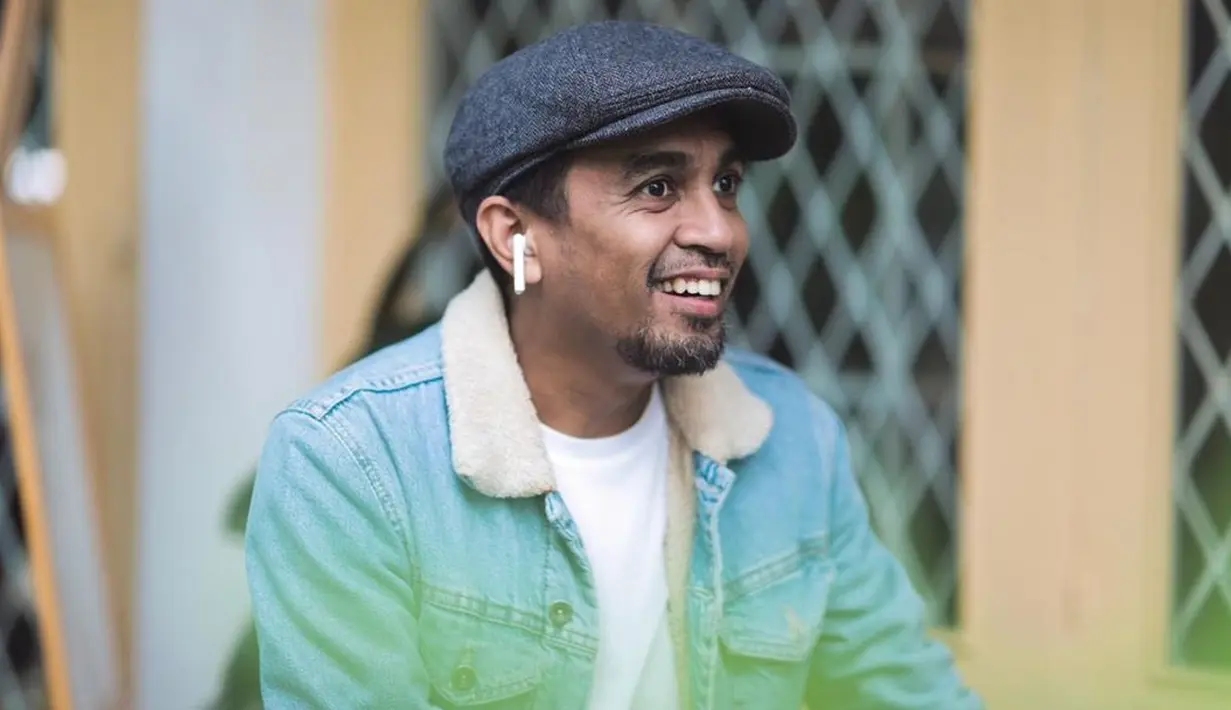 “RIP @glennfredly309 . Dan istri, anak serta keluarga besar selalu tabah, kuat dan sabar menghadapi ujian berat ini.. We love you Glen. #rip #deepcondolences,” lanjut Maia menuliskan. (Instagram/glennfredly)