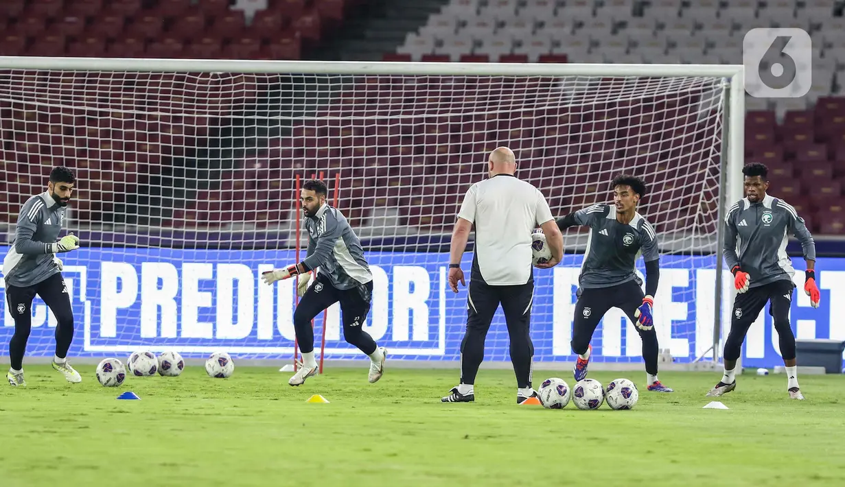 Timnas Arab Saudi berhasil mengumpukan enam poin dari lima pertandingan. (Liputan6.com/Angga Yuniar)