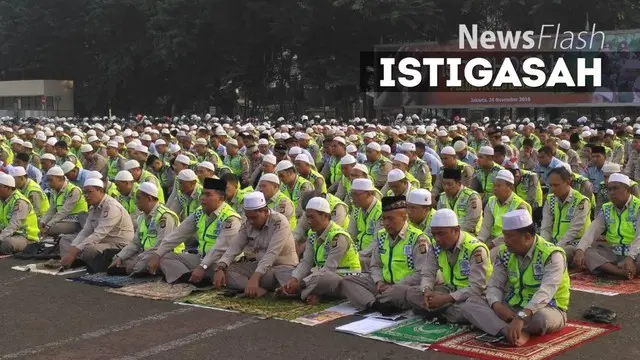 Polri dan TNI menggelar doa bersama atau Istigasah untuk keselamatan bangsa