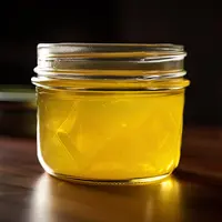 Ilustrasi minyak ayam (copyright Freepik)