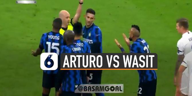 VIDEO: Pertengkaran Arturo Vidal dan Wasit, Berbuah Kartu Merah