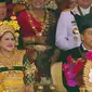 Iriana Jokowi berbusana tradisional Bali saat menghadiri acara upacara Detik-Detik Proklamasi Kemerdekaan RI di Istana Negara, Jakarta, 17 Agustus 2023. (dok. tangkapan layar YouTube Sekretariat Presiden)
