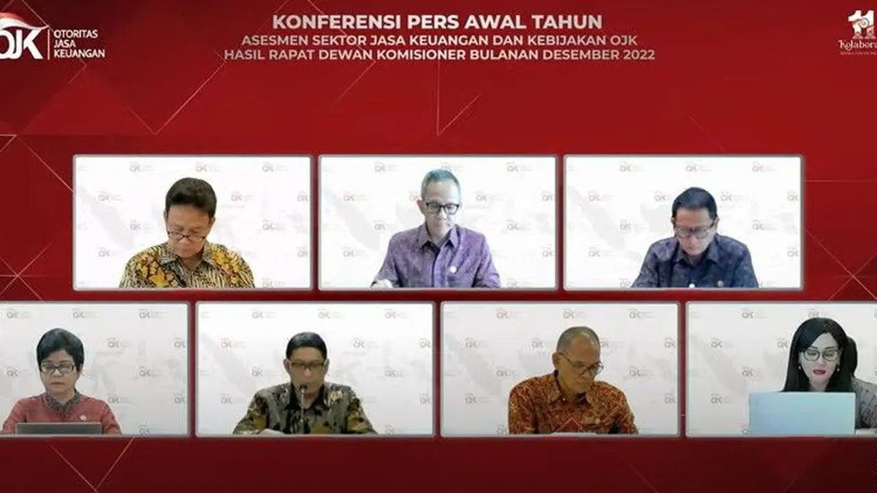 Konferensi pers Awal Tahun Asesmen Sektor jasa keuangan dan kebijakan OJK hasil Rapat Dewan Komisioner Bulanan Desember 2022, Senin (2/1/2023).
