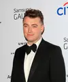 Kabar gembira datang dari Sam Smith yang baru saja ‘diabadikan’ dalam patung lilin di Madame Tussauds San Francisco. (Bintang/EPA)