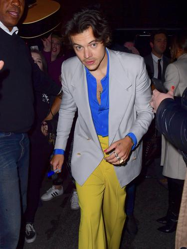 Jawaban Harry Styles Saat Ditanya Lagu Tentang Kendall Jenner News Entertainment Fimela Com