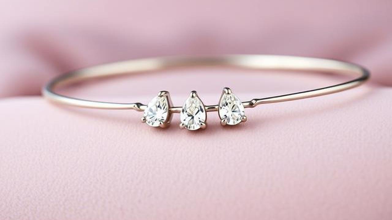 15 Rekomendasi Gelang Emas Elegan untuk Ibu Paruh Baya yang Timeless, Hadiah Spesial Hari Ibu