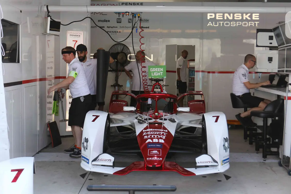 Persiapan Mobil Listrik Formula E Jakarta 2022