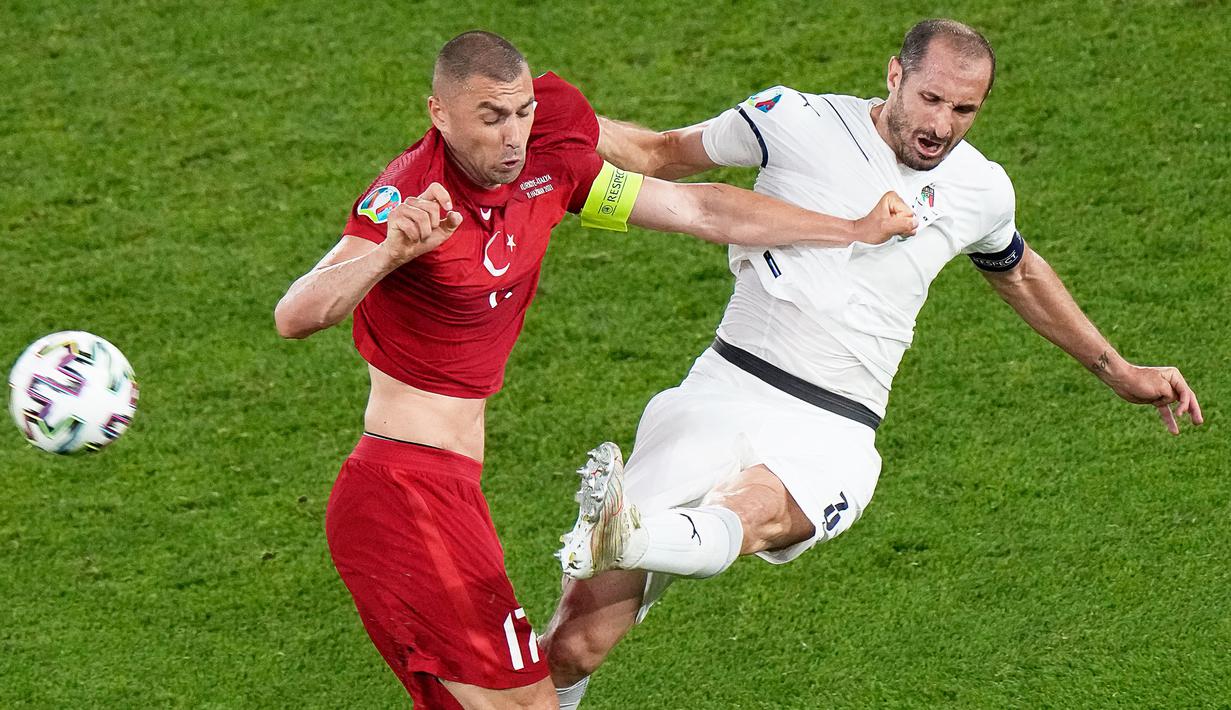 Foto Piala Eropa: Bukti Ketangguhan Giorgio Chiellini di ...