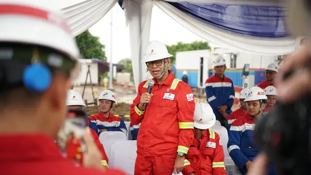 Wakil Menteri Energi dan Sumber Daya Mineral (ESDM) Yuliot mengunjungi wilayah operasi PHE Jambi Merang, Selasa (30/12/2025). (Dok Pertamina)
