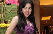 [Foto] Tina Toon tampil seksi di sampul majalah pria dewasa