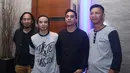 "Kalau di film ada pertama sekali kan ada cerita. Nah cameo kita jadi kita aja sendiri hehehe," kata Makki ditemui Bintang.com di XXI Epicentrum, Kuningan, Jakarta Selatan, Senin (4/4/2016). (Andy Masela/Bintang.com)