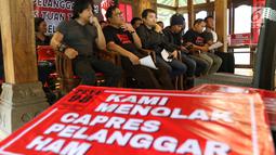 Persatuan Nasional Aktivis 98 (PENA 98) memberikan keterangan pers di Jakarta, Kamis (14/3). Dalam keterangan persnya PENA 98 mendeklarasikan mendukung Pasangan Capres 01 Jokowi-Ma'ruf Amin. (Liputan6.com/Johan Tallo)