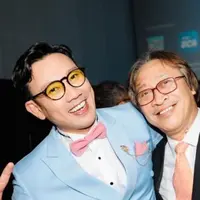 Potret Denny Sumargo di Gala Premier 'Miracle in Cell No7' (credit: https://www.instagram.com/sumargodenny/)