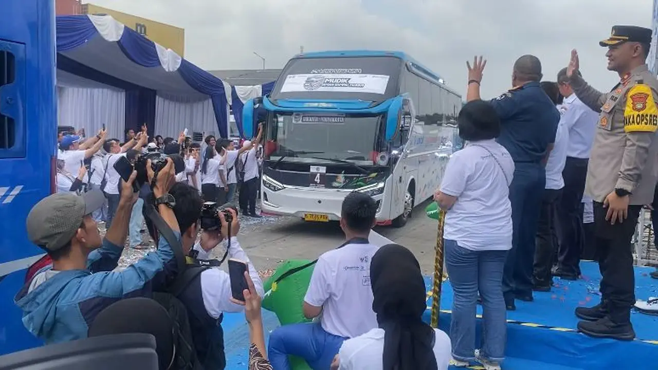 Ribuan pemudik diberangkatkan ke berbagai kota di Jawa, Sumatera, dan Sulawesi menggunakan bus dari empat titik keberangkatan: Jakarta, Surabaya, Medan, dan Makassar (Istimewa)