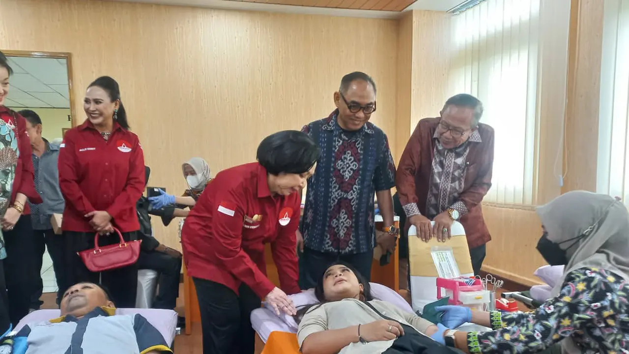 Srikandi Perempuan Donor Darah Indonesia (PDDI) bekerja sama dengan Palang Merah Indonesia (PMI) dan Universitas Jayabaya menggelar kegiatan “Srikandi PDDI Goes to Campus: Be Cool, Be Donor”,