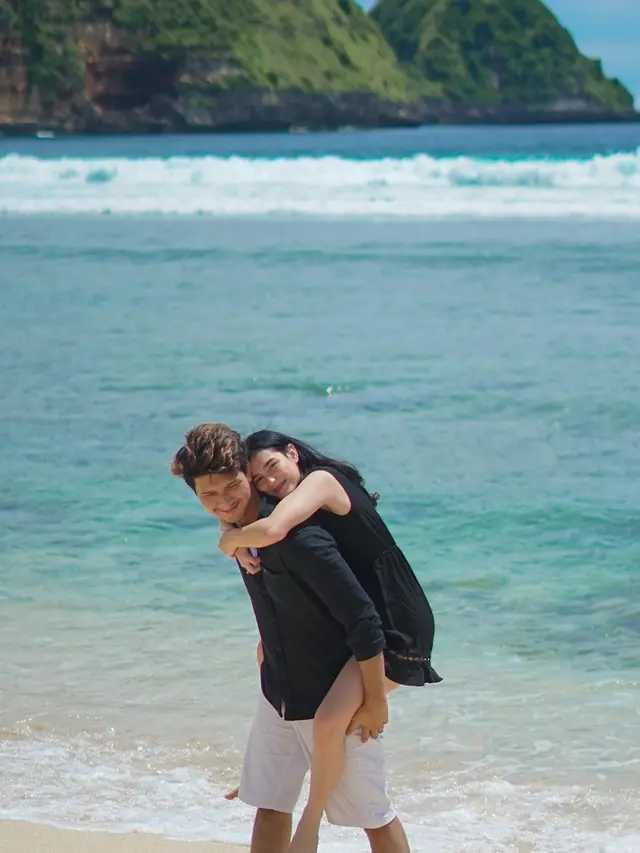 Tampil Makin Mesra, Ini 7 Potret Aditya Zoni dan Yasmine Ow Saat Liburan