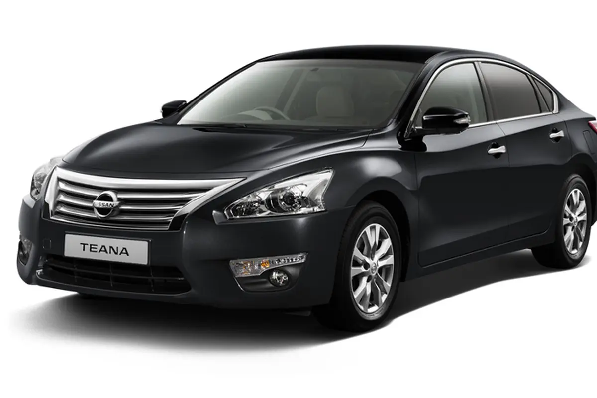 New Toyota Camry Debut, Nissan Teana Diskon Besar