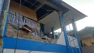Kemenhub Periksa Fasilitas Bandara hingga Operasional Penerbangan Setelah Gempa NTT