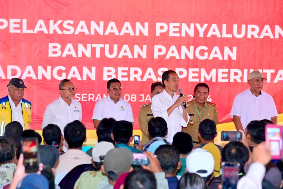 Jokowi Siap Tambah Bantuan Beras ke Warga Prasejahtera hingga Juni 2024