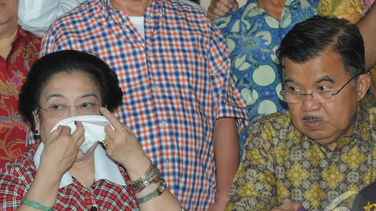 Air Mata Megawati untuk Jokowi-JK