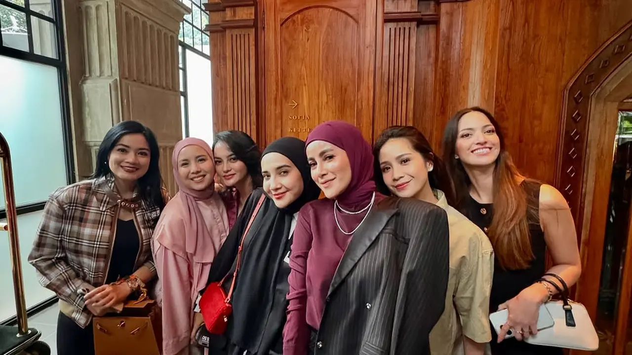 Potret Tas Mewah Geng Cendol saat Makan Siang, Olla Ramlan Jinjing Tas Hermes Rp1,1 M hingga Tya Ariestya Pakai Brand Lokal Rp150 Ribu-an
